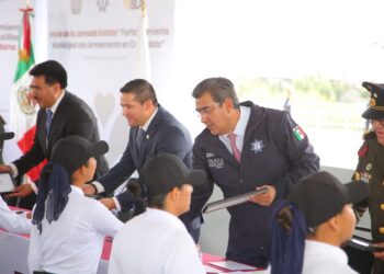 Céspedes garantiza inversión en infraestructura a municipios