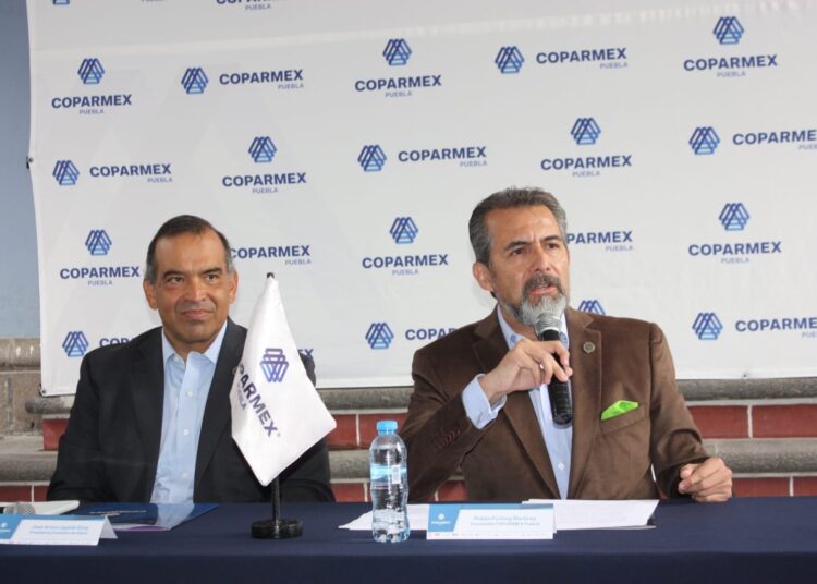Advierte Coparmex Puebla sobre implementación de IMSS-Bienestar