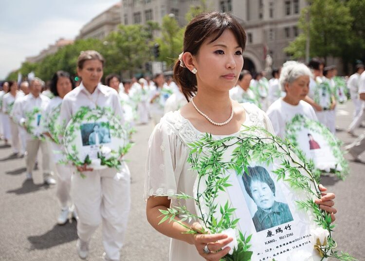 24 años de persecución a practicantes de Falun Dafa en China