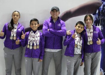 Carlos Herrera, orgulloso por resultados de gimnasia trampolín