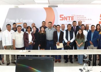 Sección 51 del SNTE firma convenio de colaboración con Canirac