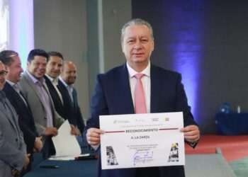 Entrega gobierno estatal Reconocimiento Trabajo Digno 2023 a 26 empresas
