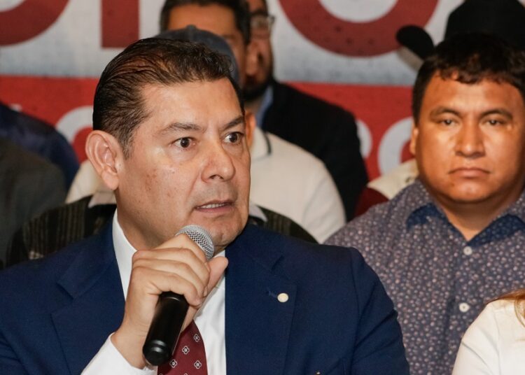 Armenta sugiere crear fiscalía especializada para evitar desvío de recursos