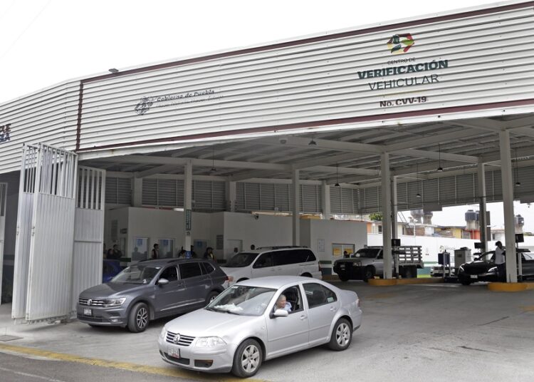 Verificentros hoy estarán abiertos hasta 7 pm