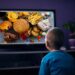OMS pide regular publicidad de comida y bebida para niños