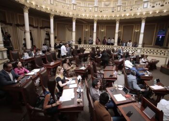 Congreso da visto bueno a concesiones propuestas por Sergio Céspedes