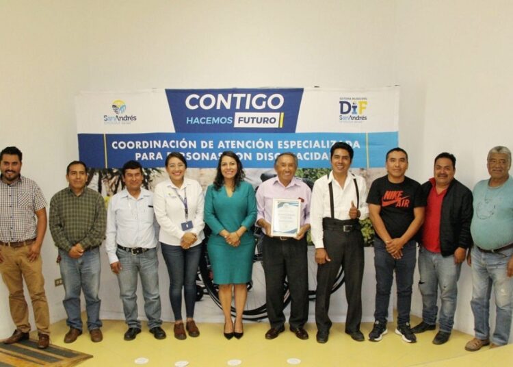 Imparten cuarto curso de sensibilización a conductores del transporte público