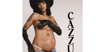 Cazzu posa embarazada en revista para caballeros