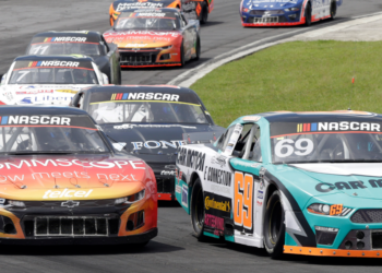 Salvador de Alba Jr. conquista la sexta fecha de la NASCAR en Puebla