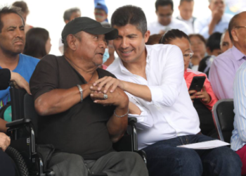 SMDIF entrega aparatos a 500 personas con discapacidad