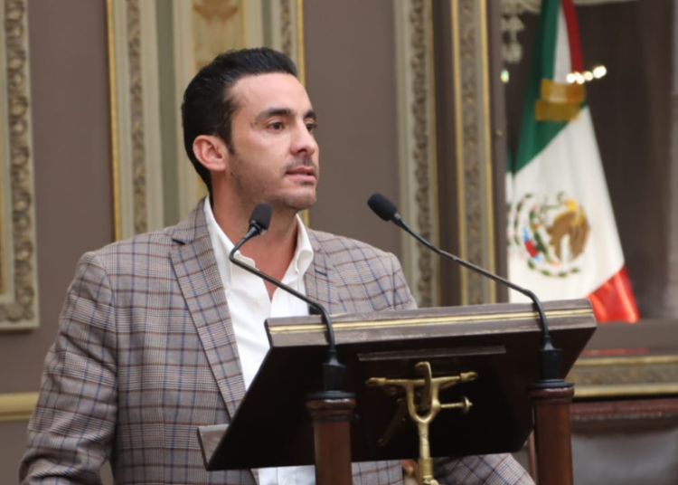 Reconocen desde la sede nacional del Partido del Trabajo la labor de Toño López