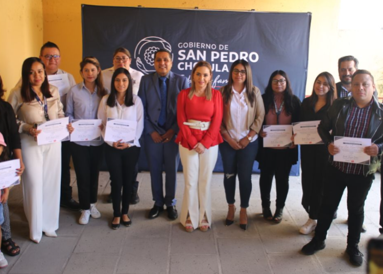 Angon entrega premio al mérito a servidores comprometidos con el bienestar familiar