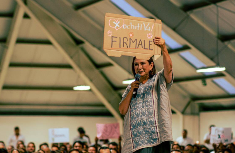 Continúan ataques contra Xóchitl Gálvez ahora desde la Comisión Permanente