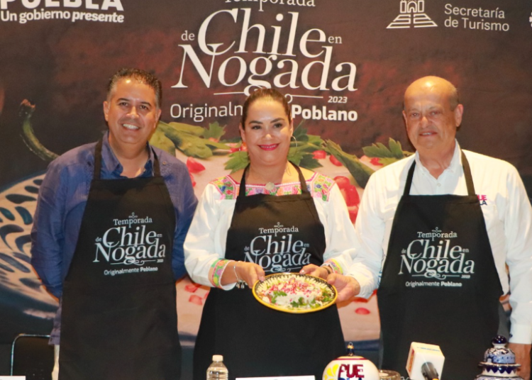 Gobierno de Sergio Salomón presenta temporada de Chile en Nogada en Veracruz