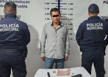 Policías de Texmelucan detienen a sujeto por amedentrar con pistola en San Juan Tuxco