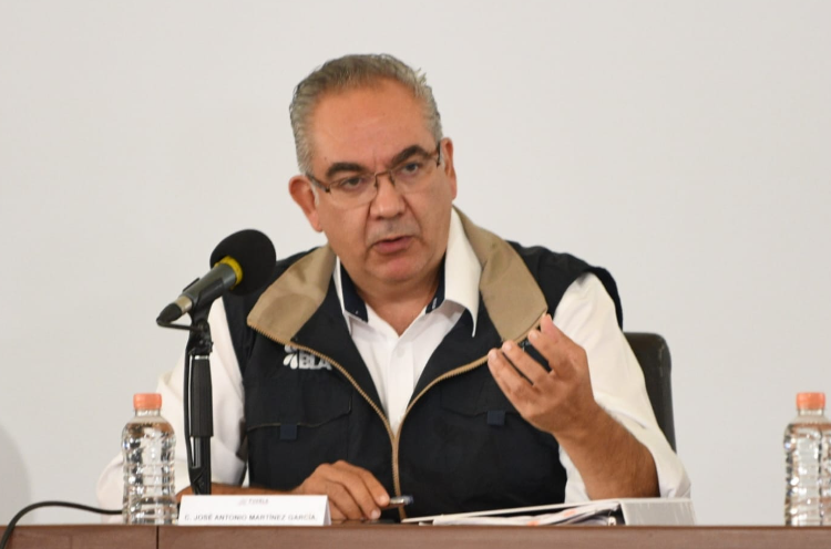 Gobernador confirma la renuncia del Dr. Martínez a la Secretaría de Salud