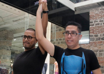 Parejas gay podrán adoptar a un menor de edad en Puebla, diputados aprueban reforma