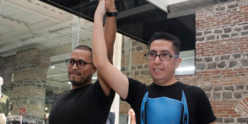 Parejas gay podrán adoptar a un menor de edad en Puebla, diputados aprueban reforma