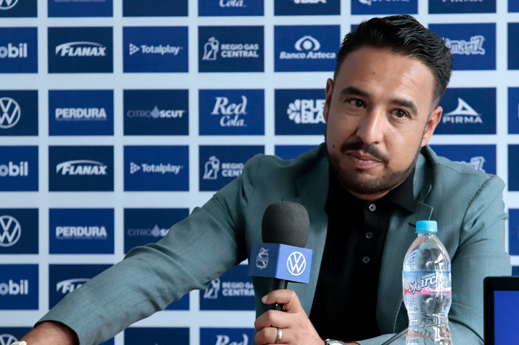 Guillermo Cosío deja de ser DT del Puebla Femenil