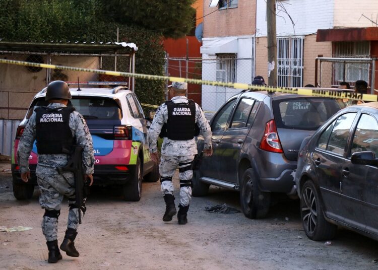 Asesinan a 3 personas en ‘picadero’ de unidad habitacional San Aparicio
