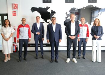 Gobierno, VW y Audi detonarán proyectos de electromovilidad
