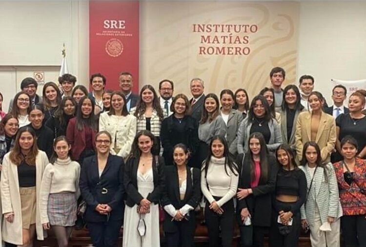 Anáhuac firma convenio con Instituto Matías Romero de SRE