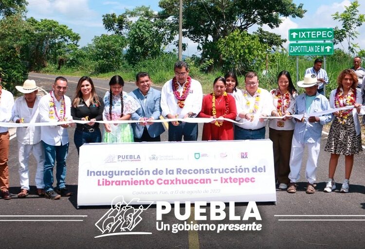Céspedes inaugura tramo carretero Caxhuacan-Ixtepec