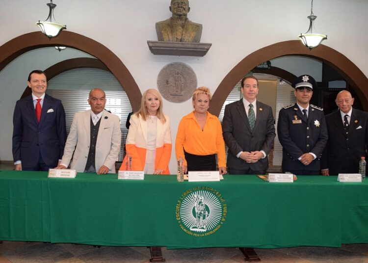 Inicia nuevo periodo de cursos en la Libre de Derecho