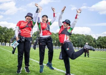 Equipo femenil de tiro con arco sella boleto para París 2024
