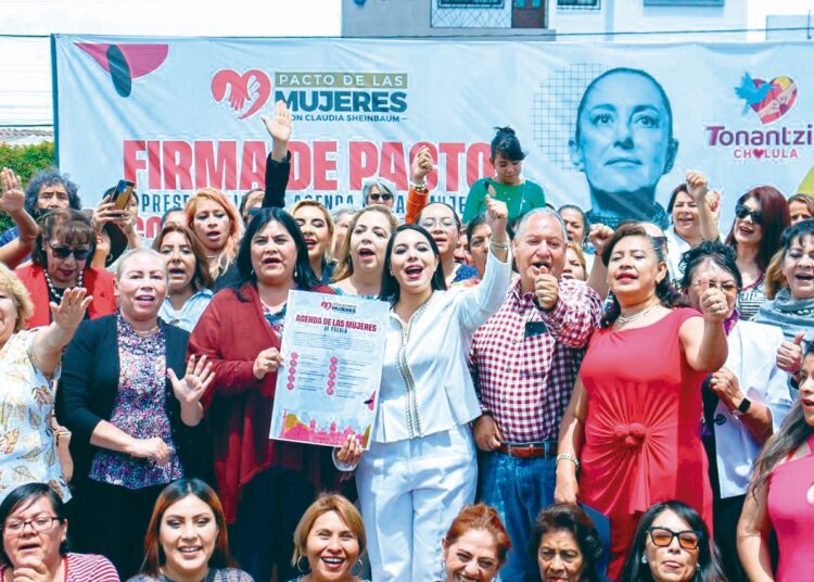 Mujeres apoyan a Sheinbaum