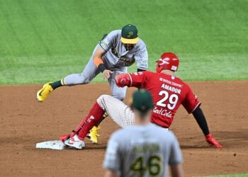 Pericos pierde el primero contra Diablos Rojos