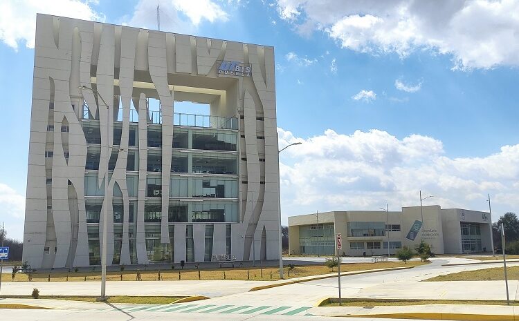 Ciudad Modelo planifica acciones con directivos de Universidad Tecnológica Bilingüe
