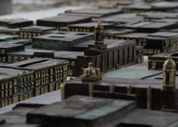 Maqueta del Centro Histórico será una huella histórica: escultor