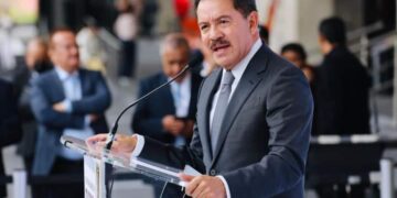 Mier descarta desbandada de legisladores de Morena que apoyan a Ebrard