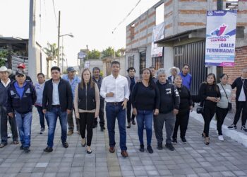 ERP entrega 3 calles en San Baltazar Tetela