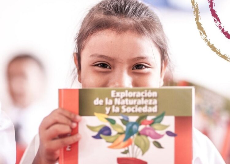 Conaliteg, así surgió la comisión encargada de distribuir los libros de texto gratuitos