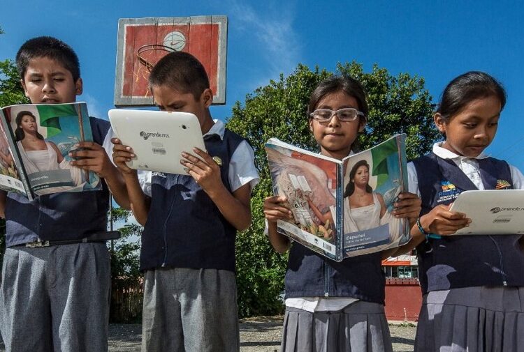 Gobernadores de Morena condenan alarma por ‘conspiración comunista’