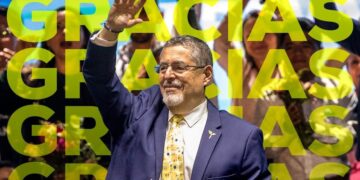 AMLO felicita a Arévalo por su triunfo en presidenciales de Guatemala