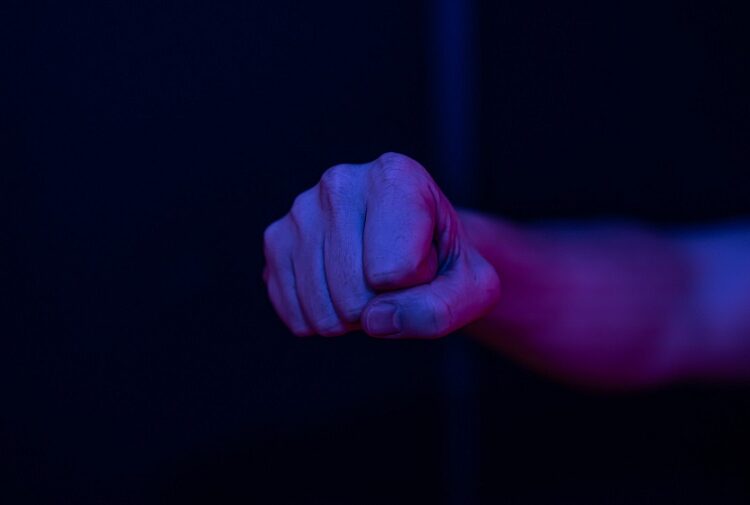FGE obtiene vinculación a proceso de 8 personas por violencia familiar