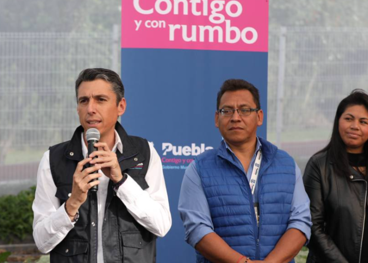 50 escuelas se han inscrito a programa de kits de útiles escolares, sin fines electorales: Rivero