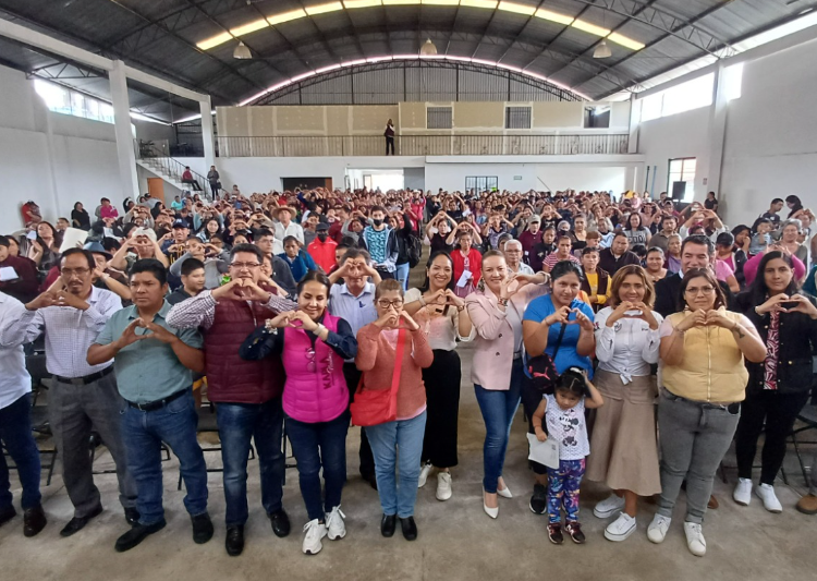 Gobierno de Puebla promueve bienestar de familias en Teziutlán