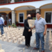 Para la procesión del 31 de agosto, Angon entrega 500 faroles