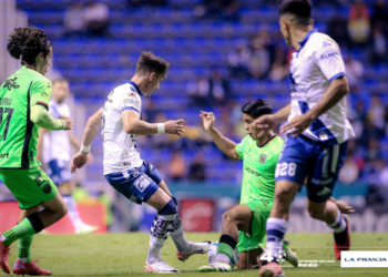 En el vestidor hay euforia, alegría: Ricardo Carbajal, DT interino del Club Puebla