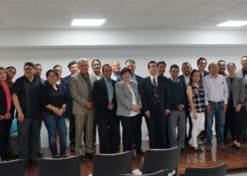 Colegio de Economistas realiza Foro Análisis y Propuestas para la Competividad