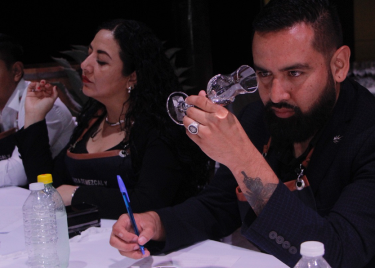 Puebla obtiene mejores mezcales por cata «Premio al Origen 2023»