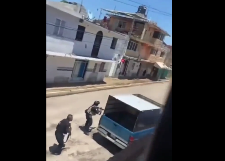 Balacera con delincuentes también dejó heridos a dos civiles en Xoxtla