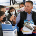 Tlatehui entrega kits escolares en escuelas públicas
