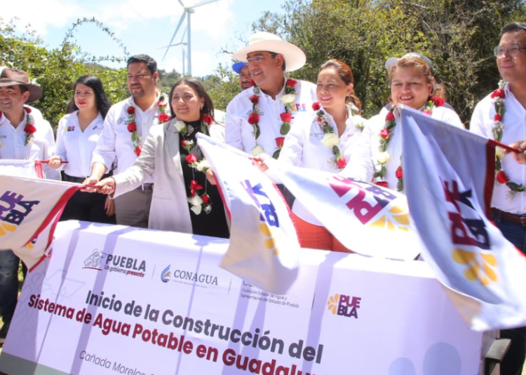 Céspedes da banderazo a sistema de agua potable para Cañada Morelos