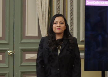 Lizette Minto rindió protesta como diputada, estará en lugar de Aurora Sierra