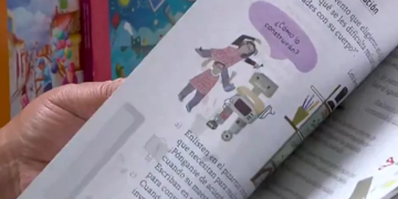 Gravísimo, ideología en libros de texto